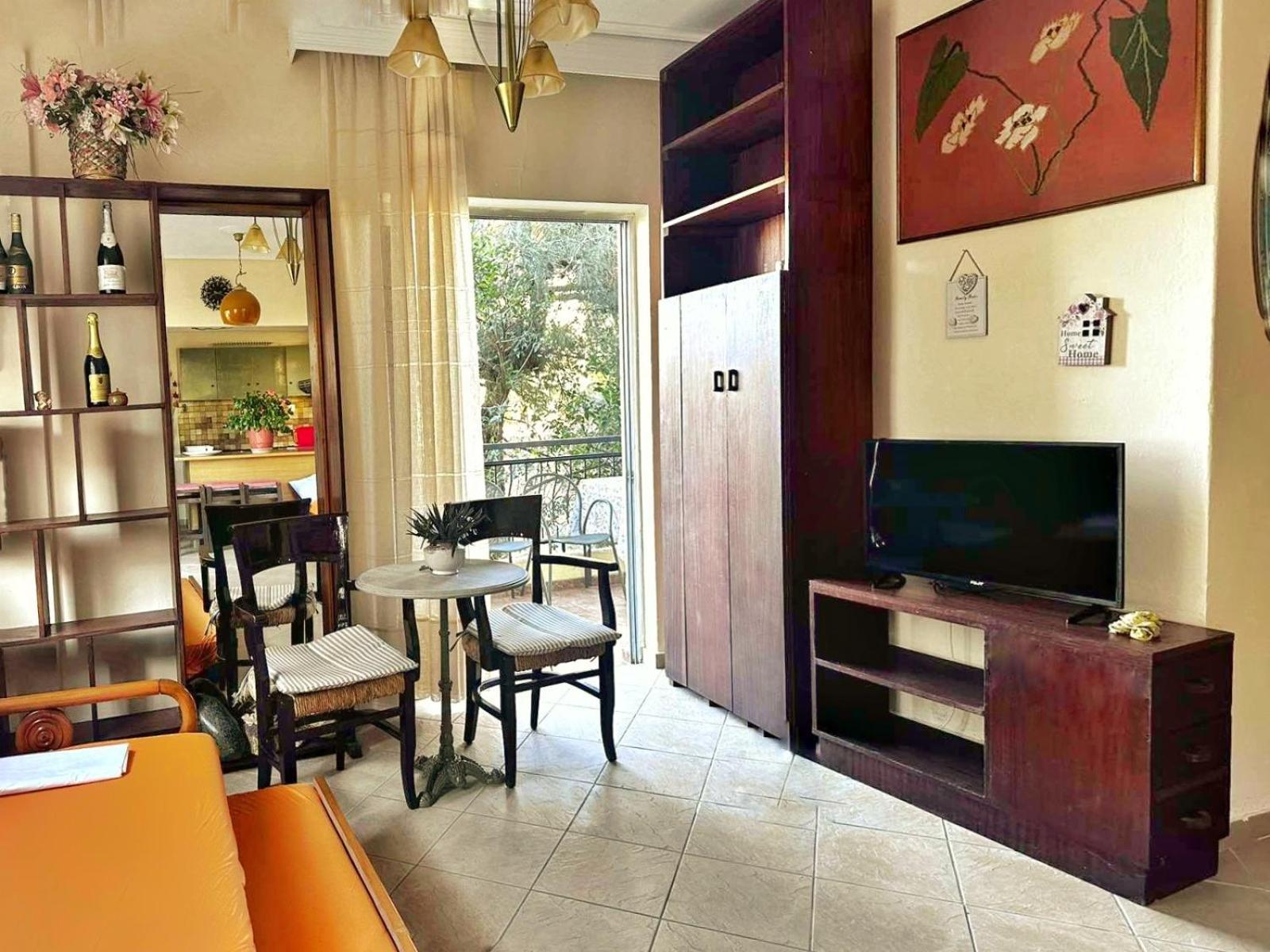 Vefa's Apartment- Nei * Pori